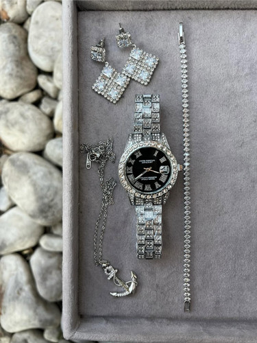 ساعت مچی زنانه رولکس مدل فول نگین جنس بند استیل مشکی