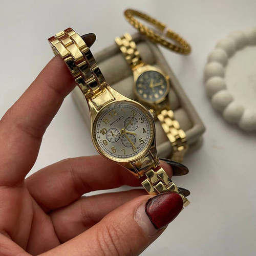 ساعت مچی زنانه طرح ۳موتوره هانگری رنگ طلایی