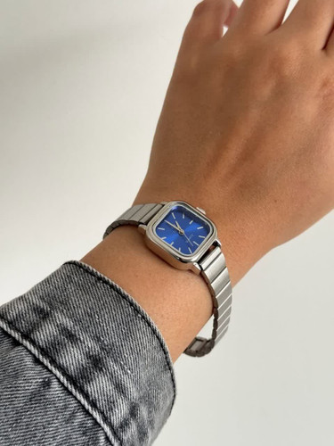 ساعت مچی استیل زنانه صفحه مربعی