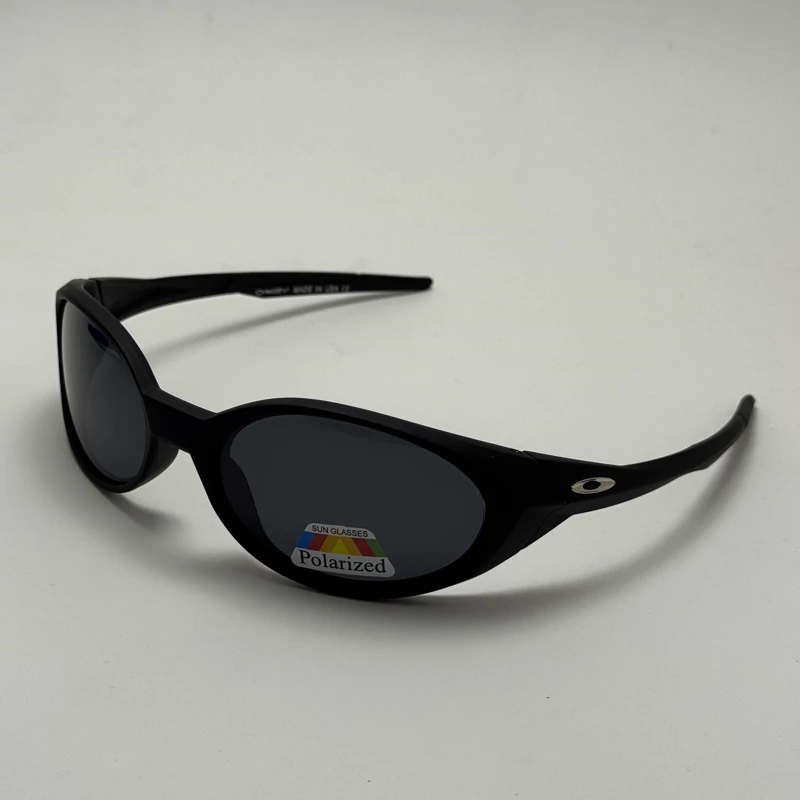 عینک آفتابی پلاریزه اوکلی مدل Oakley Eye Jacket Redux بیضی مشکی