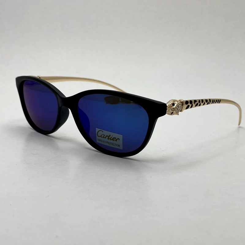 عینک آفتابی زنانه کارتیر Cartier دسته نگین کاری شده خاص و لاکچری فریم مشکی عدسی آبی