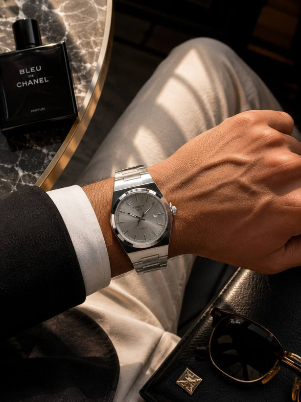 ⌚️ساعت تیسوت مردونه /قفل پروانه/موتور تقویم دار/بند و بدنه استیل درجه یک