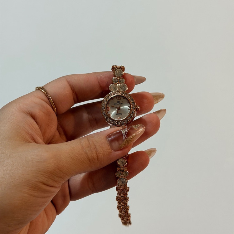 ⌚ ساعت زنانه نگیندار ROLYN